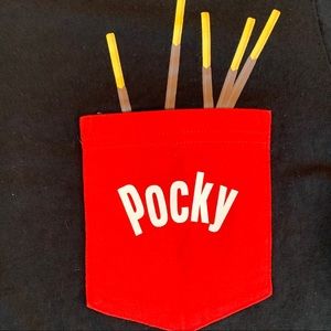 Uniqlo Shirts - UNIQLO X POCKY GRAPHIC POCKET TEE SZ M Uniqlo Shirts - UNIQLO X POCKY GRAPHIC POCKET TEE SZ M